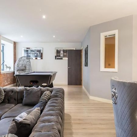 2 Bed Apartment With Pool Table Bradford  Exterior photo